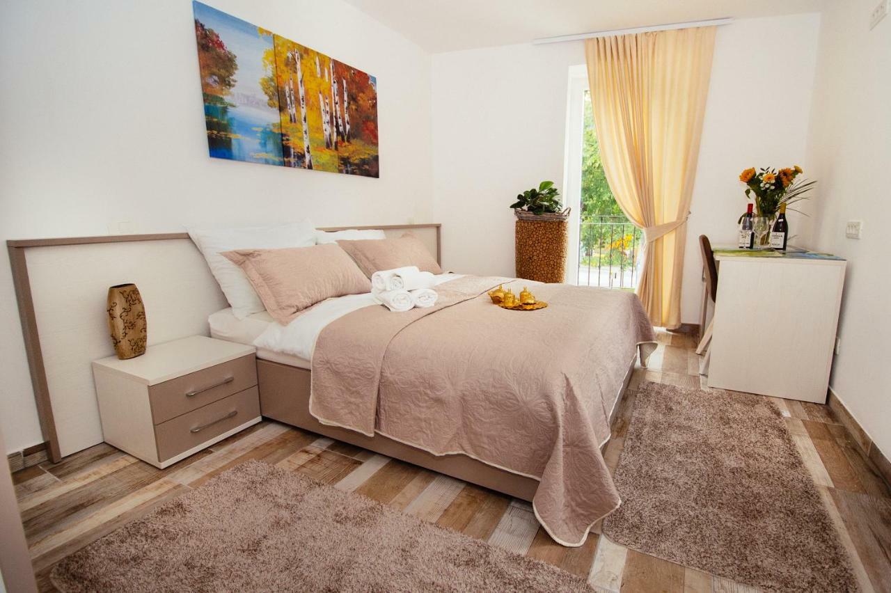Sunny Rooms Most na Soči Exterior foto